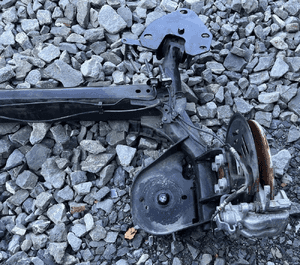 BELKA OS TYLNA ZAWIESZENIA RENAULT KANGOO II III 4