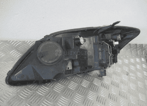 Lampa przednia przód prawa toyota corolla E12 hb lift 2004-2007 14