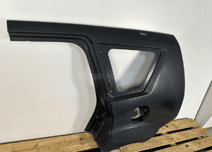 Blotnik tyl tylny lewy citroen c-crosser / peugeot 4007 2007- oryginalny 3