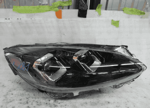 Ford kuga MK3 full led cała lampa przednia prawa prawy przód 2