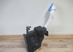 ZBIORNICZEK SPRYSKIWACZY VW POLO V 5 6R0 2009- 3