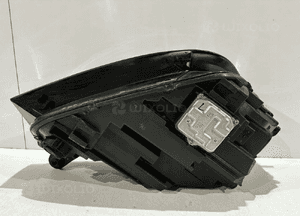 AUDI Q5 II 80A Lampa Bi-Xenon Lewa - 15969 7