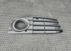 Kratka 8KD807681 8KD807682 Kratki Halogen Zderzaka Ramka Chrom Maskownica AUDI A4 B8 Przed Lift 24