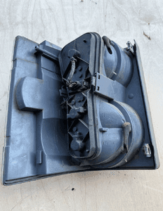 Lampa tył tylna prawa Range Rover 3 III LM L322 2002-05 3