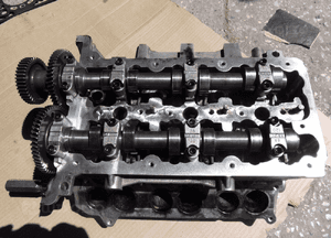 Jeep cherokee thema 3.0 głowica prawa vm 63D 1