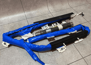 Jeep compass i lift 11-16R kurtyna lewa bdb stan 8