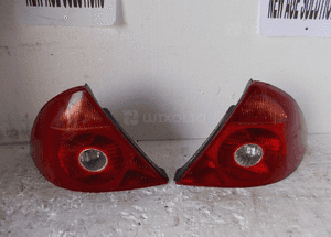FORD MONDEO MK3 LAMPA PRAWY TYŁ 1