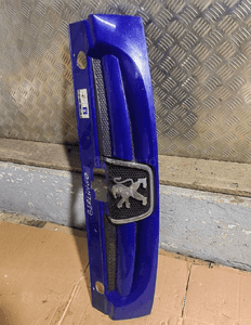 Grill atrapa peugeot partner lift 2