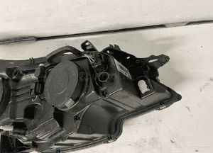 Lampa lewy przód Peugeot 508 10-14r., UK 9678393380 8