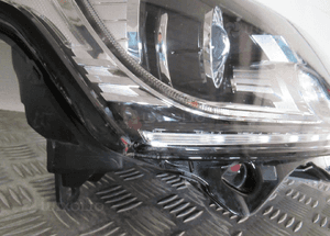 Lampa przednia prawa range rover vogue iv 4 L405 xenon CK52-13W029-KA 2012-2016 3