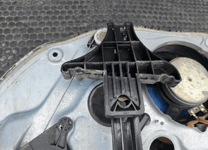 Podnosnik Szyby Tyl Tylny Lewy Prawy Mechanizm Podnoszenia Linki VW Golf IV 4 5D Drzwi Elektryczne szyby 19