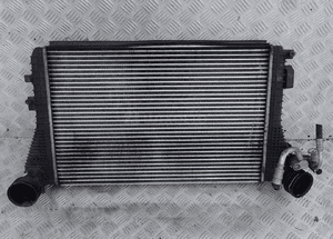 VW GOLF V VI CHŁODNICA INTERCOOLER 1K0145803E 1