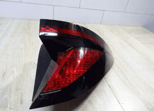 Tucson iv lampa tył prawa w błotnik 92402N7000 2