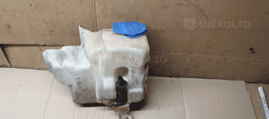 Zbiorniczek płynu spryskiwaczy pompka Skoda Octavia I 1.9 TDI 8L0955453B 2