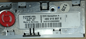 Audi A4 B7 czytnik Navi nawigacji 4B0919887E 3