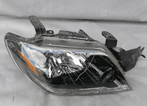 Lampa prawa prawy przód Mitsubishi Outlander 1