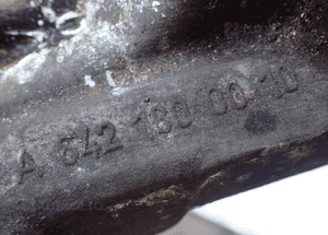 PODSTAWA FILTRA OLEJU MERCEDES 3.0 CDI A6421800010 RADOM 3