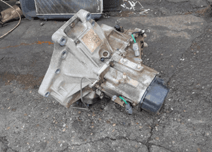 Mazda 323 323s  323f bj 98-03 2.0D Skrzynia Biegów 1