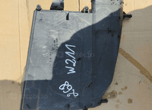Obudowa filtra powietrza mercedes W211 W219 cls 3.0 cdi V6 A6420901601 1