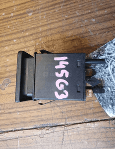 Wlacznik Awaryjne Orzewania Tylnej Szyby Regulacji Swiatel Oswietlenia Czujnik Naslonecznienia VW Golf IV 4 Bora 17