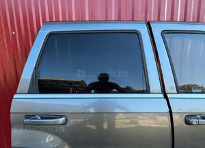 Jeep grand cherokee wk wh drzwi qdm ładne w kolor 9