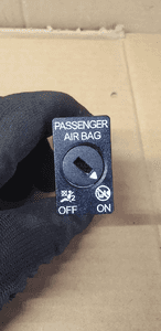 Przełącznik włącznik poduszek AIRBAG Skoda Rapid 5C5919237 2