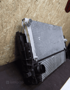 CHŁODNICA WODY INTERCOOLER BMW 5 V F10 F11 RAMKA 3