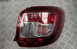 Lampa lewy / prawy tył dacia sandero ii 265550577R /265500465R 2