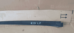 Listwa szyby czołowej lewy przód przednia lewa VW Golf V Plus 5M0854327B 2