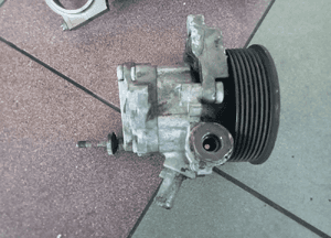 pompa wspomagania range rover 4.4 v8 1