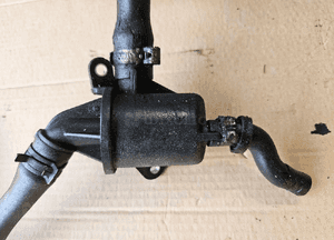 Opel Combo Corsa Meriva Astra 1.3 CDTI odma separator oleju silnika 1