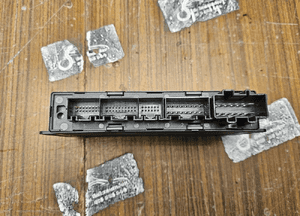 Moduł 8E0959433CH Sterownik Komputer Komfortu Audi A4 B7 Europa 4