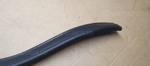 Uszczelka maski komory silnika BMW X1 F48 7329397 4