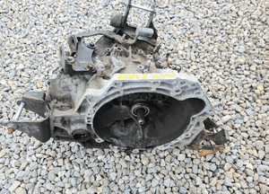 Toyota AURIS II 12-15 skrzynia biegów 1.4 D4D 3