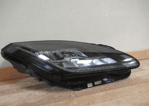 Lampa przednia przód prawa jaguar e-pace full led 2018- 10