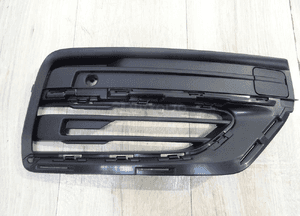 Kratka zderzaka volvo XC90 prawa 32345471 1