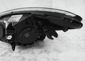 Renault captur i lampa przednia prawa 9