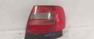 Tyl tylna lampa prawa audi A4 B5 lift sedan 1