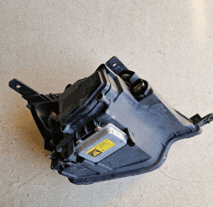 Opel antara lift lampa lewy przód przednia xenon 2