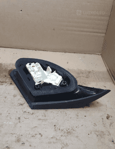 Lampa tylna lewa opel astra j 4