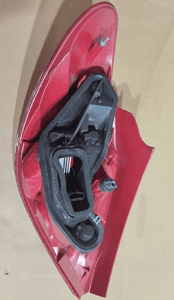 Lampa prawa tył tylna peugeot 207 hb 9649986580 3