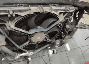 Mercedes r-klasa W251 3.0 cdi pas przedni intercooler chłodnice wentylator 12