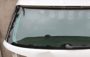 Szyba tylnej klapy vw golf vii kombi AS2 2015 3
