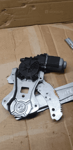 Mechanizm podnośnik szyby lewy tył Nissan Note E11 400928A 2