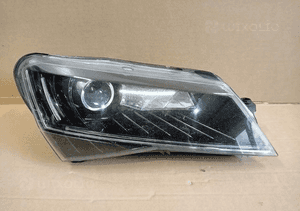 Lampa prawa prawy bi xenon skoda superb iii 3 3V 15- 1