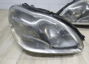 Mercedes W220 lampa prawa przód xenon a2208201061 2
