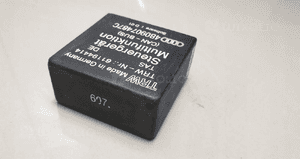 AUDI PRZEKAŹNIK 607 MULTIFUNKCJI 4B0907487C 1