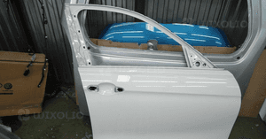 Bmw E90 bdb drzwi przednie prawe