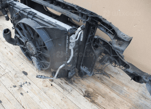 Pas przedni chłodnice wzmocnienie bmw E87 2.0D N47 4
