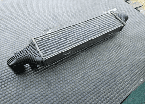 Intercooler A2045000200 Chłodnica Powietrza Turbiny 2.2 CDI Mercedes C Klasa W204 4